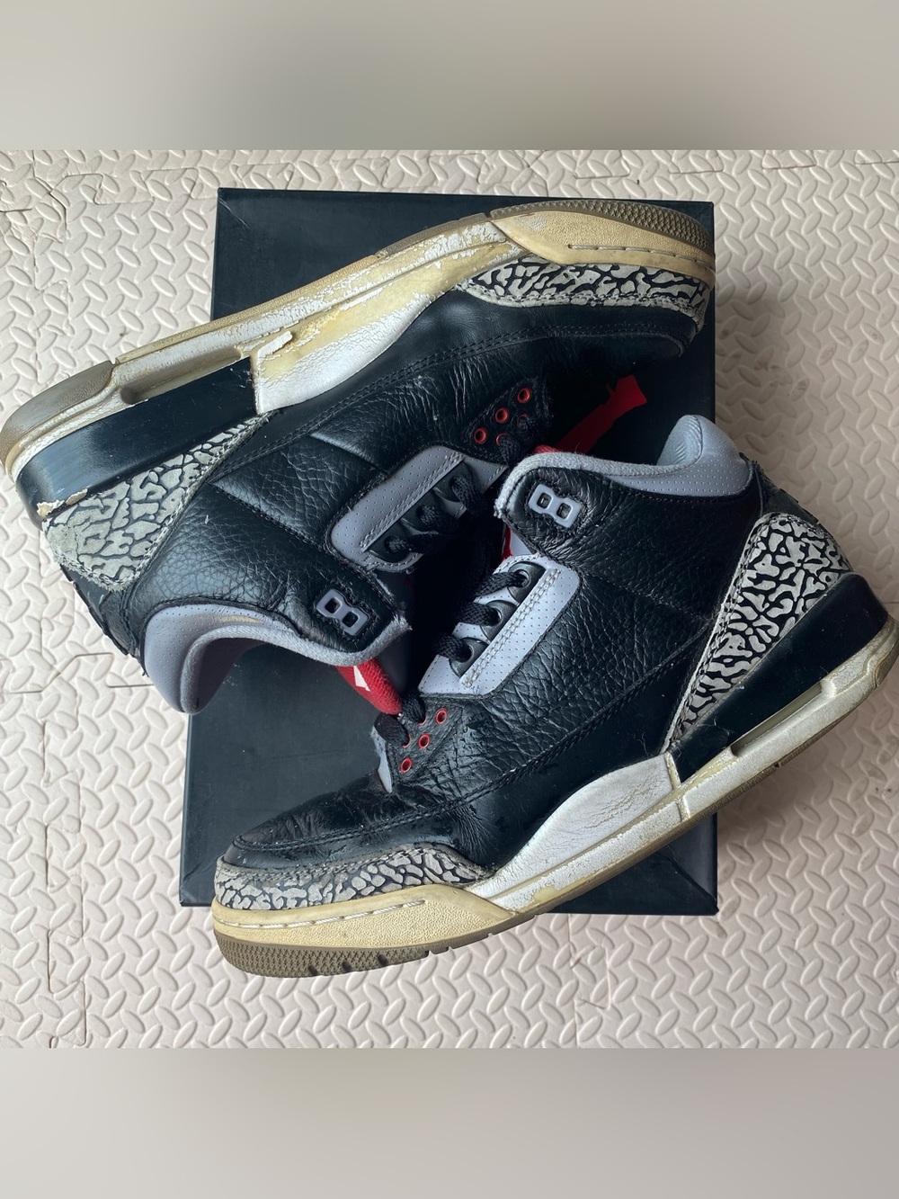 Air Jordan 3 black cement